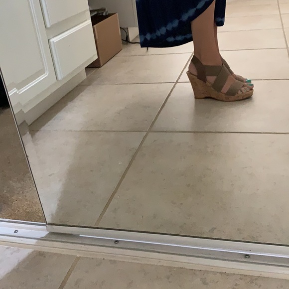 Wedges - Picture 3 of 4